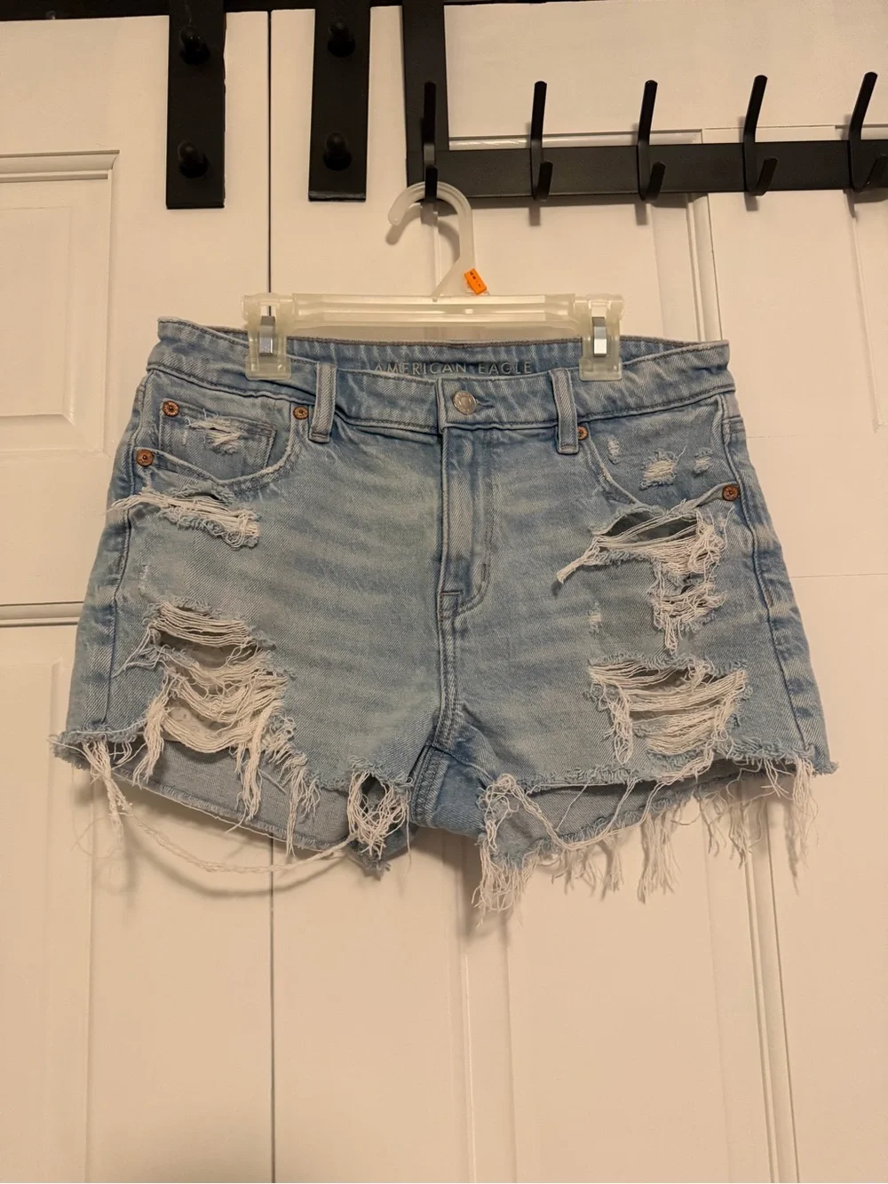 American Eagle Perfect Shortie Distressed Denim Shorts Size 4 Stretch